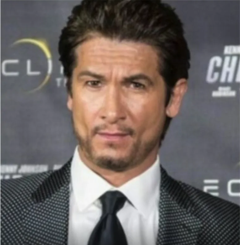 Niko Foster